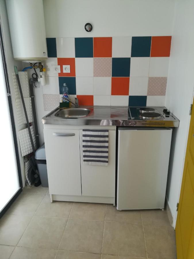 Apartment Dependance Maison, 5 Mnt Gare & Tram Vénissieux