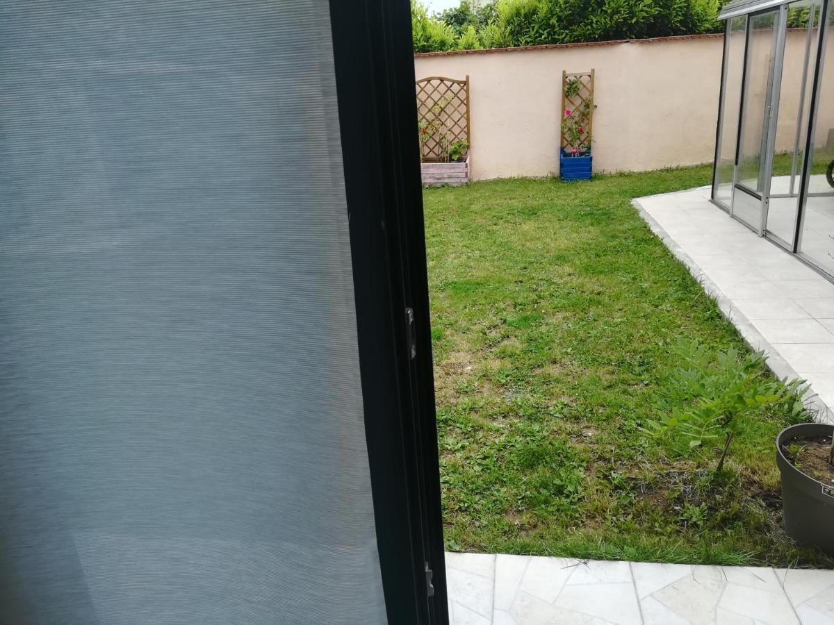 Dependance Maison, 5 Mnt Gare & Tram Apartment